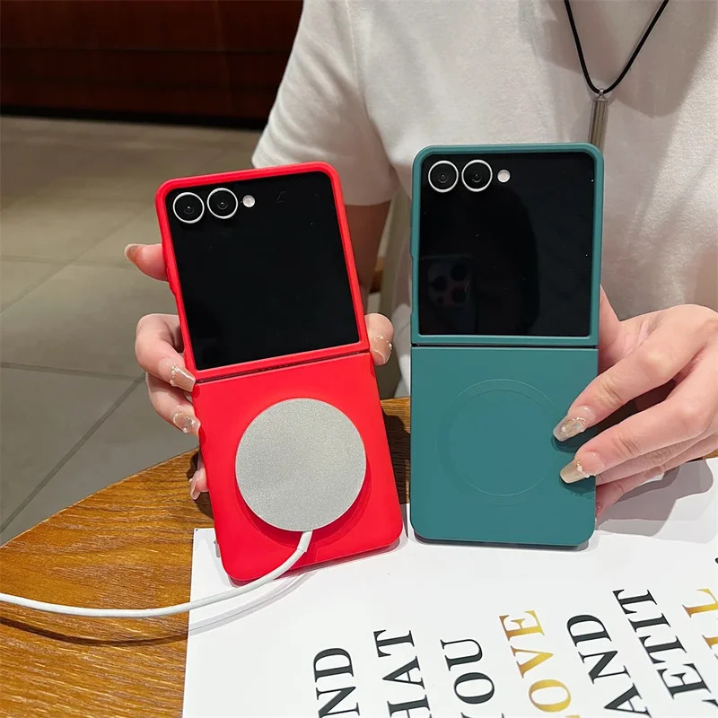 Liquid Silicone Magnetic Phone Case - Custodia Protettiva Magnetica Morbida in Silicone