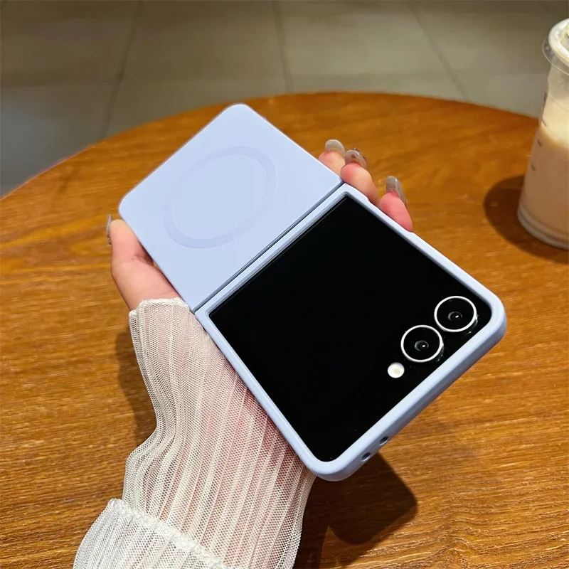 Custodia Protettiva Magnetica  - Liquid Silicone Magnetic Phone Case recensione e prezzo